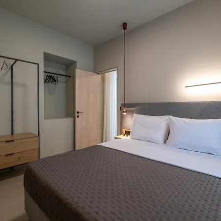 Latitude 37 Kalamata