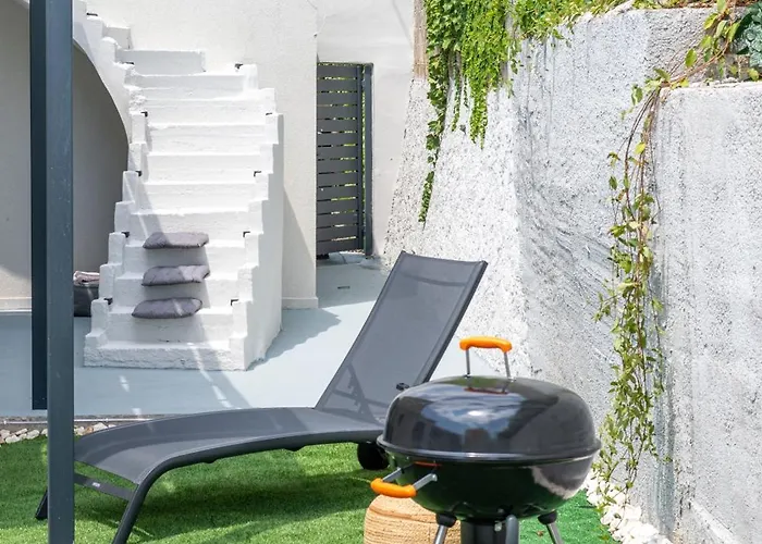 Latitude 37 Апартаменты