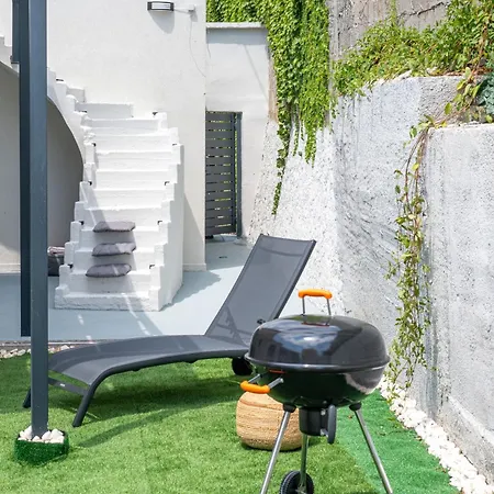 Latitude 37 Διαμέρισμα