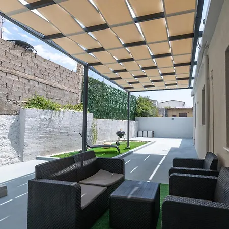 Latitude 37 Διαμέρισμα